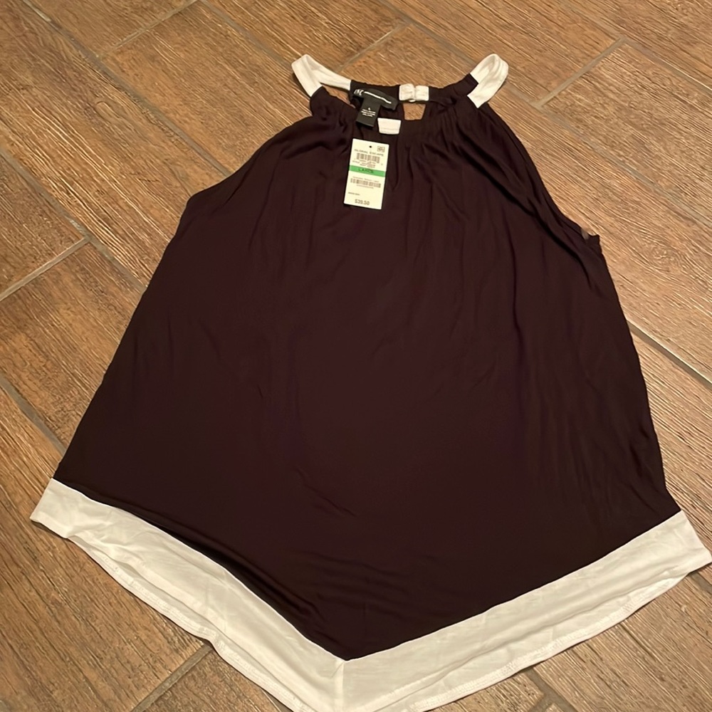 NWT women’s top
